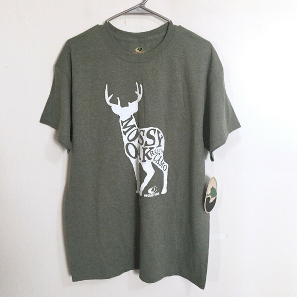 Mossy Oak Other - Mossy Oak Deer Hunting Outdoors Green T-Shirt L